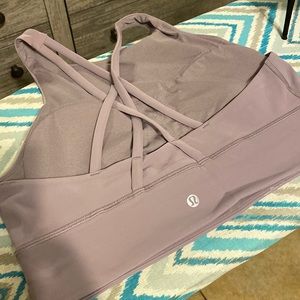 Lululemon sports bra medium